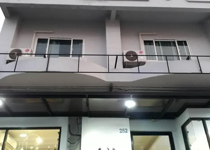 Mont Place Donmuang Отель типа "постель и завтрак"